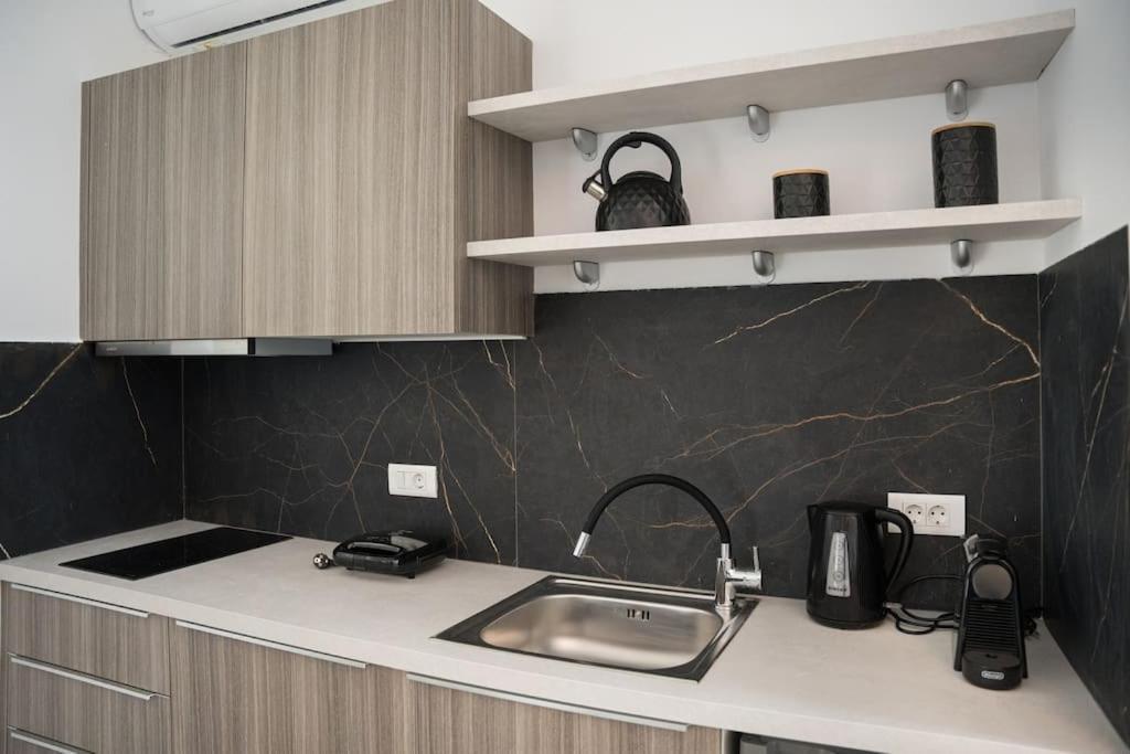 Minoas Suite The Sense Of Luxury Heraklion  Exterior photo